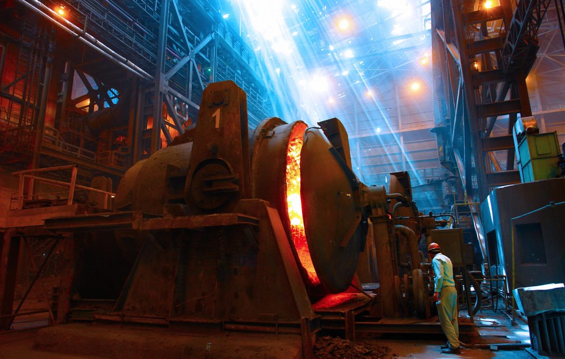 فروپاشی در راه است؛ صنایع فولاد و اقتصاد ملی ایران تحت فشار بی‌سابقه