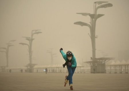 خوزستانی‌ها در روزهای آلوده از فعالیت ورزشی در فضای باز خودداری کنند