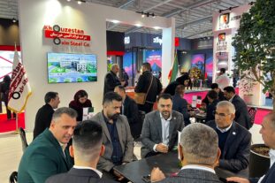 گزارش تصویری از دومین روز حضور شرکت فولاد اکسین خوزستان در نمایشگاه ایران متافو ۱۴۰۴