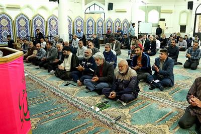 برگزاری مراسم جشن ولادت حضرت امام علی(ع) و گرامیداشت روز پدر در شركت بهره‌برداری نفت و گاز كارون